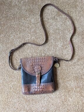 Vintage Brahmin Brown Crocodile Embossed Leather Crossbody Bag